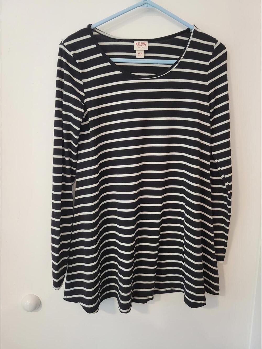 Mossimo Black and White Striped Long Sleeve dress XS